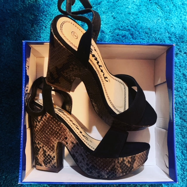 Wedge Sandals Black Snake Skin Print