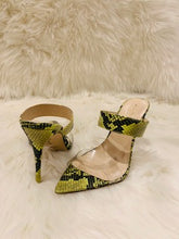 Load image into Gallery viewer, Expectations 51 Snakeskin Heel
